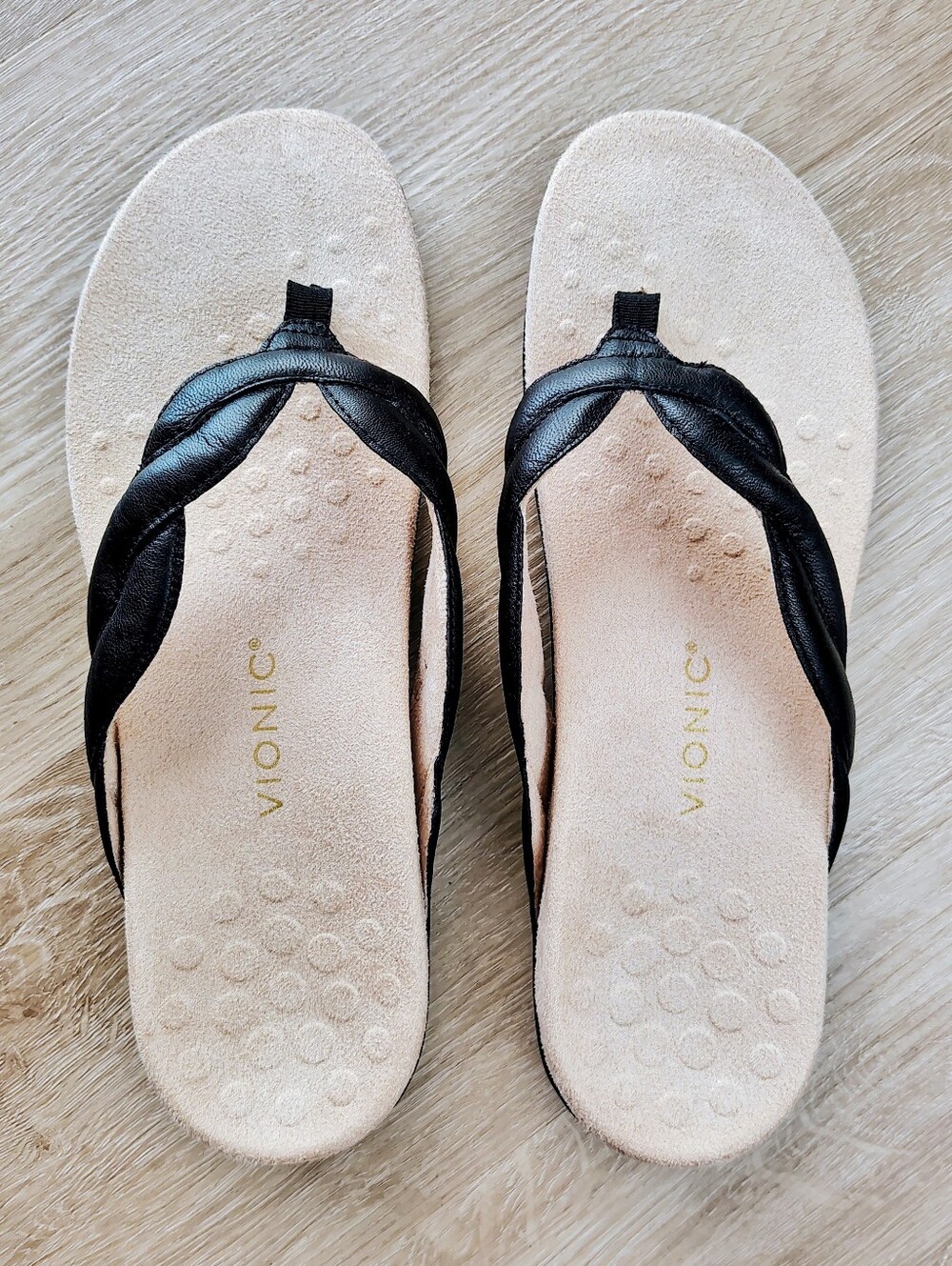 NWOT Vionic Women's Bella  Braid Thong Sandals with Black Strap Size 13